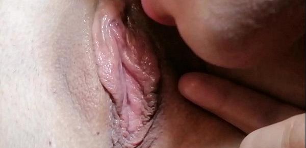  Close up pussy licking and real woman orgasm